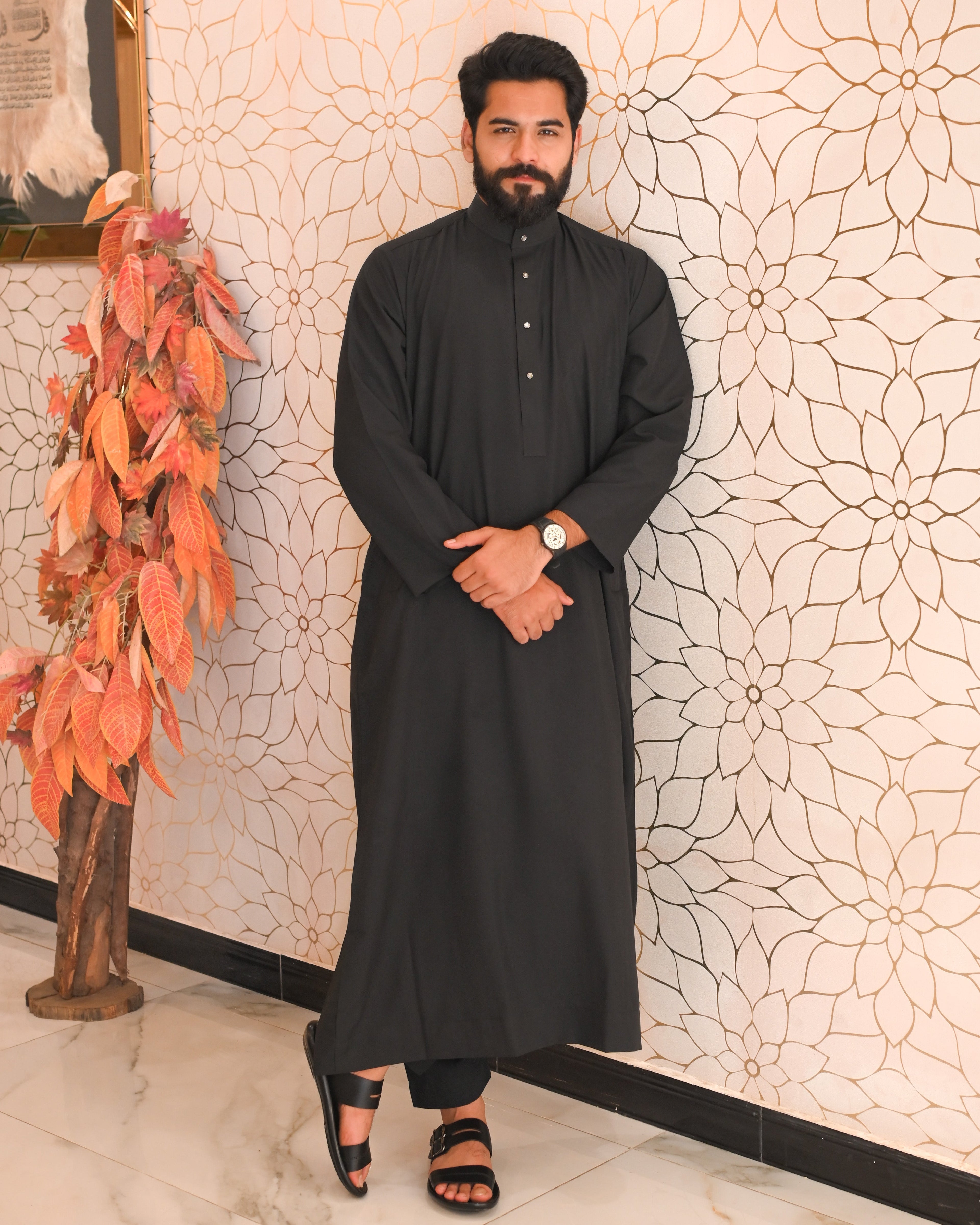 Saudi Black Collared Thobe Ilmi Variety Store